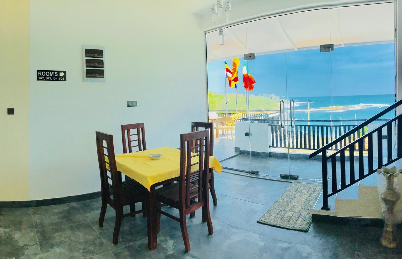 Queens Beach Hotel Tangalle Exterior foto